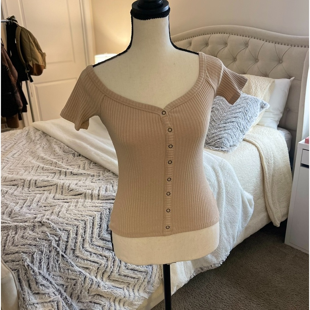 Ribbed Scoop Neckline Button Up Top